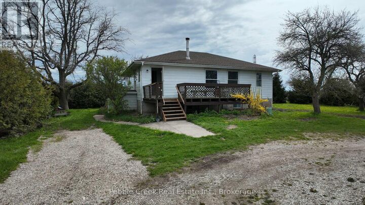 Property Photo:  84675 Bluewater Highway  ON N7A 3X9 