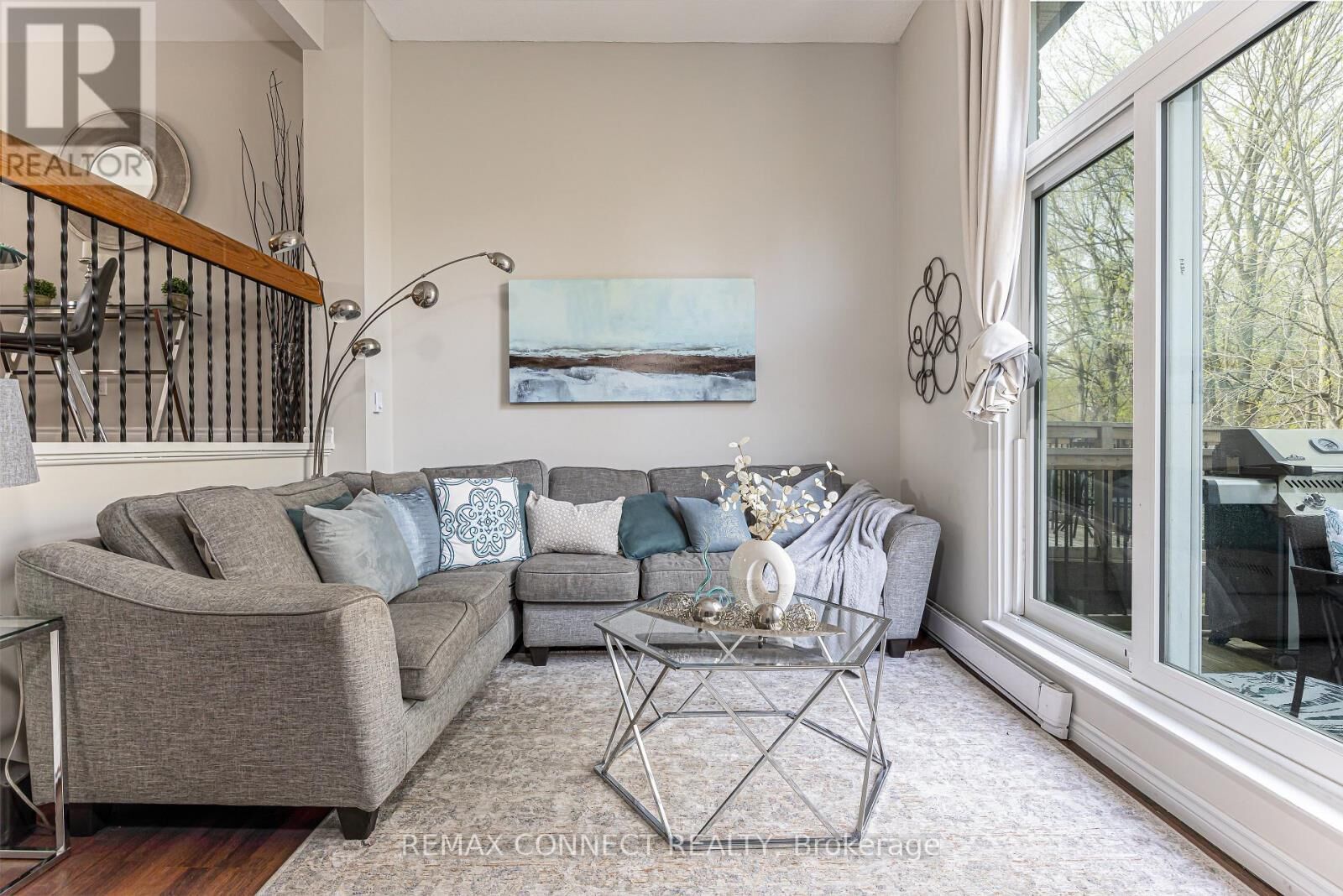Property Photo:  350 Camelot Court 37  ON L1G 6P7 