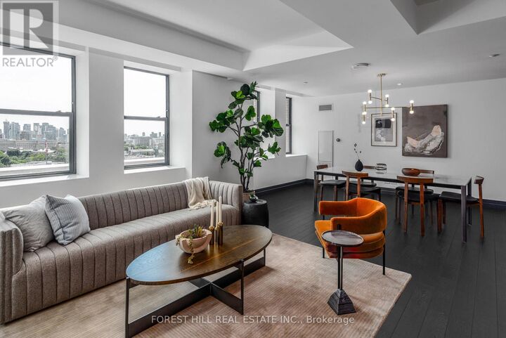 Property Photo:  2 Avenue Road 1505  ON M5R 0C6 