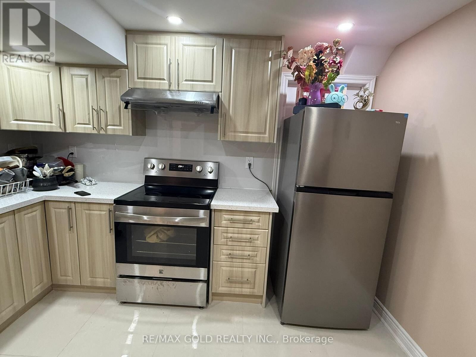 Property Photo:  35 Latania Boulevard Bsmt  ON L6P 1T1 