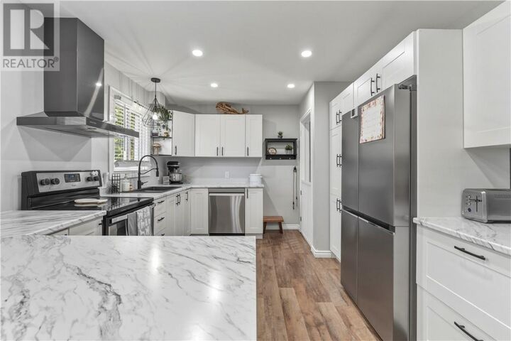 Property Photo:  4434 Shirley Avenue  ON P3P 1S8 