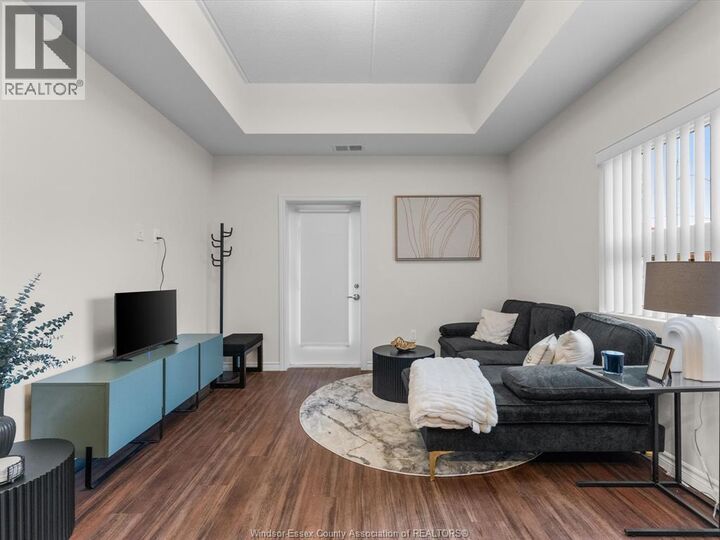 Property Photo:  8401 Wyandotte Street East 613  ON N8S 0B8 