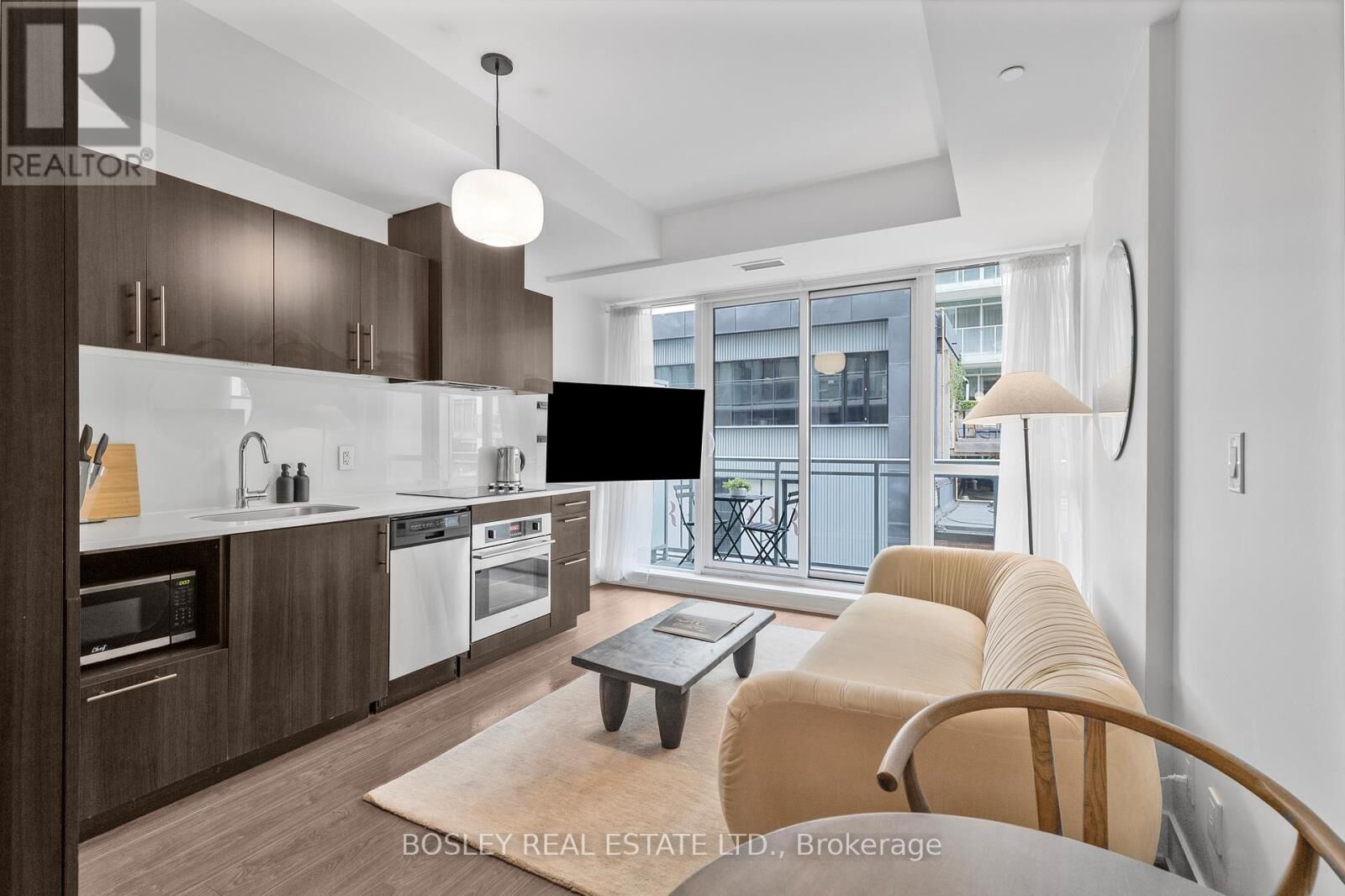 Property Photo:  508 Wellington Street West 307  ON M5V 0K8 
