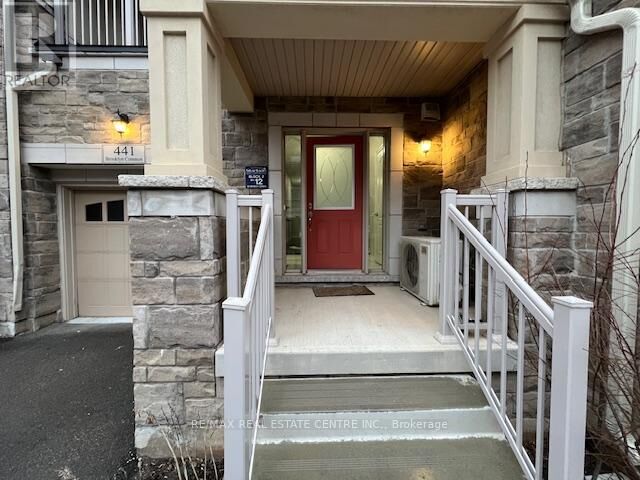 Property Photo:  441 Brooklyn Common  ON L6H 3P4 