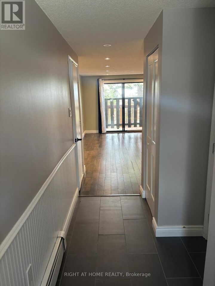 Property Photo: 9 Quail Crescent ON L4N 6X1