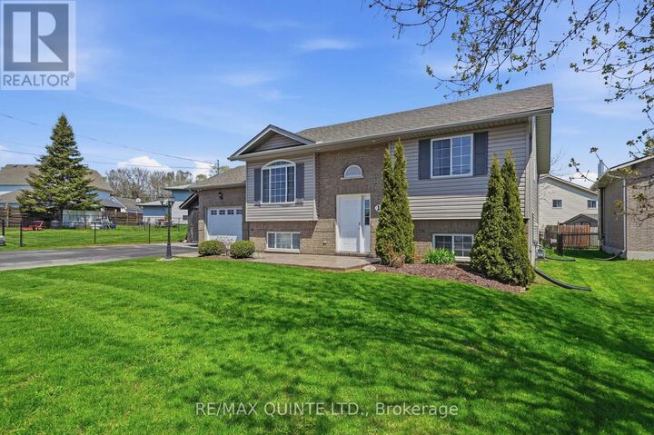 Property Photo:  1A Cedar Street  ON K0K 1H0 