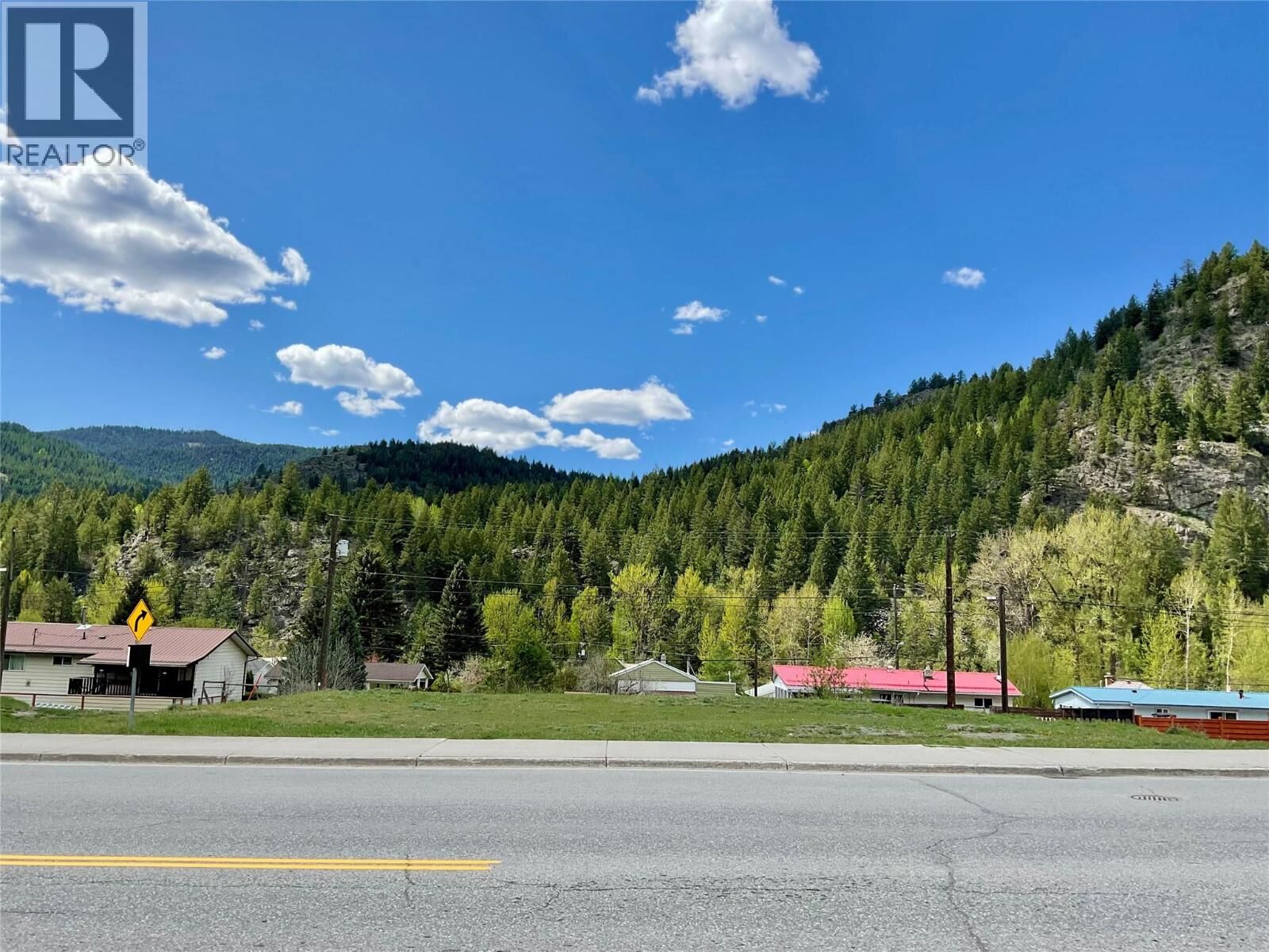 Property Photo:  355 Copper Avenue South  BC V0H 1J0 
