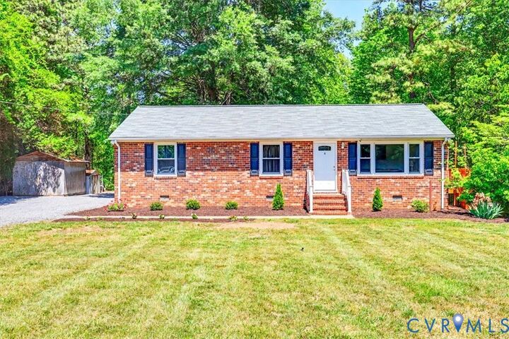 Property Photo:  15779 Kings Highway  VA 22485 