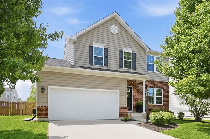 Property Photo:  1439 Artesian Lane  OH 45324 