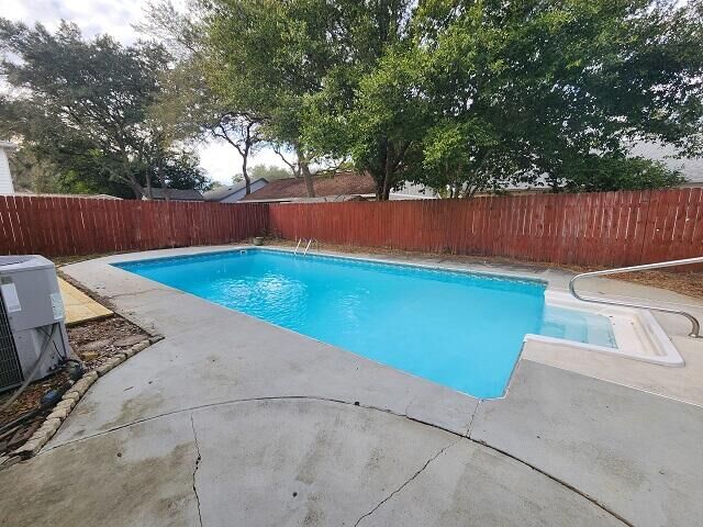 Property Photo:  1038 37th Street  FL 32578 