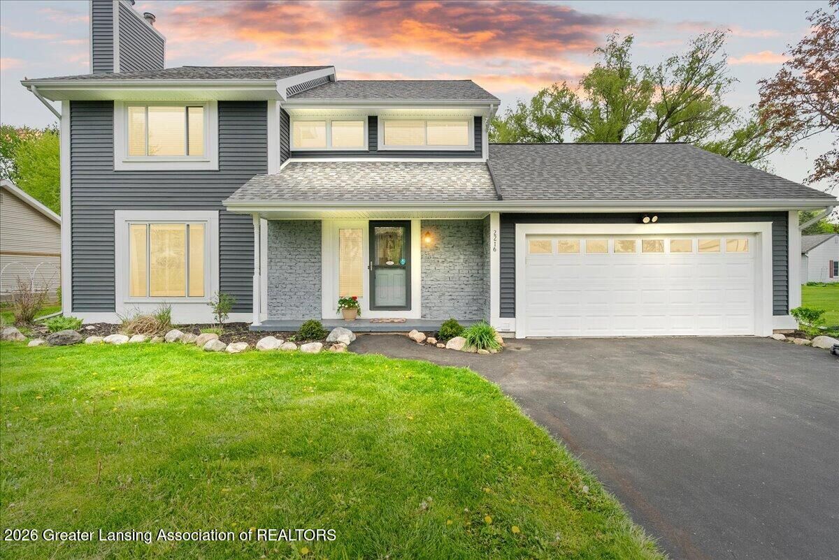 Property Photo:  2216 Piney Point Drive  MI 48917 