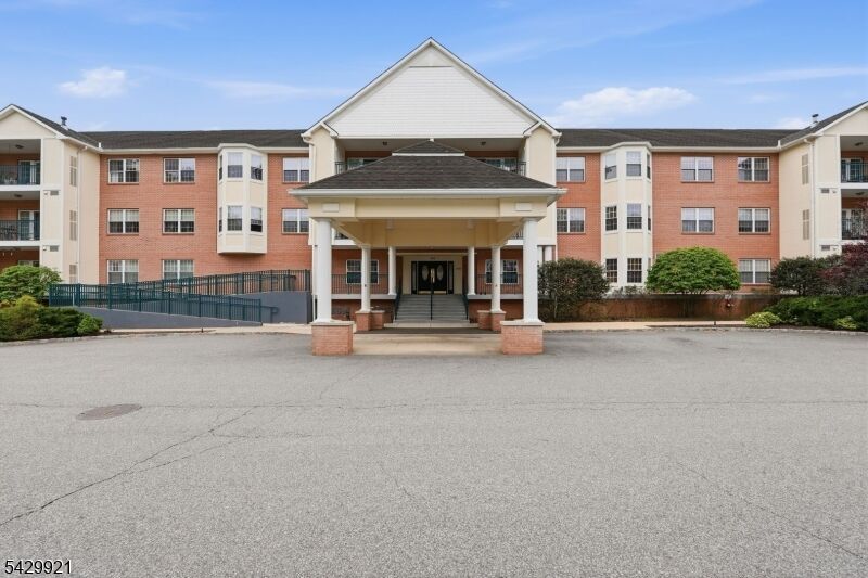 Property Photo:  401 Dercole Ct 120  NJ 07648 