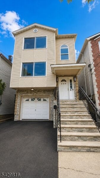Property Photo:  226 Bond St 1  NJ 07206 