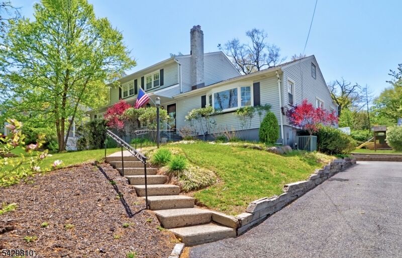 Property Photo: 96 Lessing Rd NJ 07052