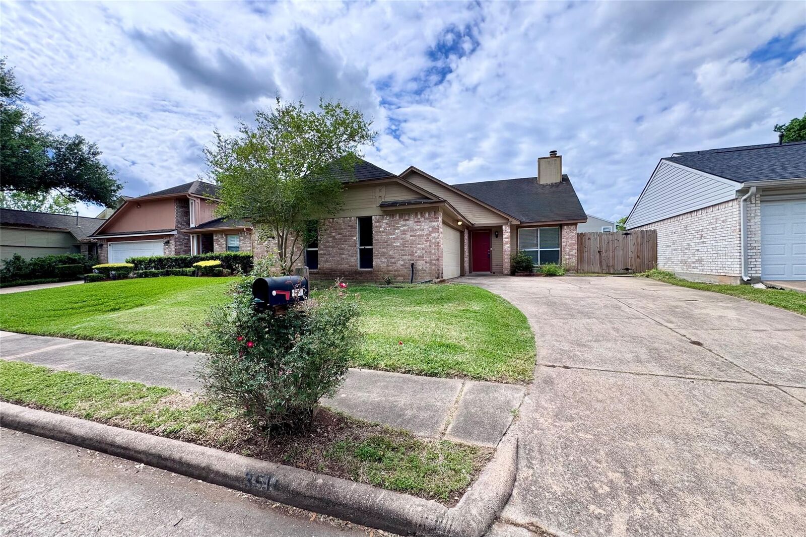 Property Photo:  3511 Palm Grove Drive  TX 77459 