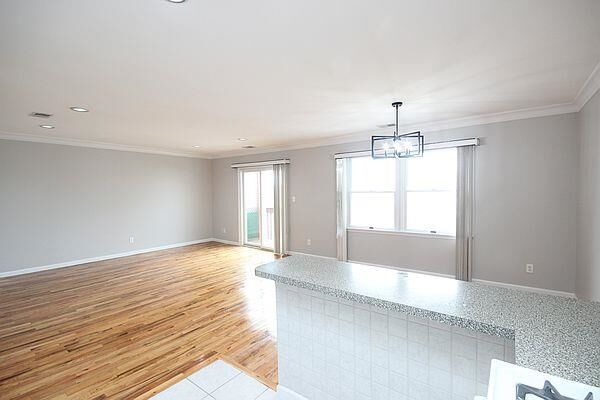 Property Photo:  247 Terrace Ave 2  NJ 07307 