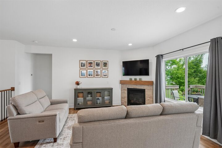 Property Photo: 9483 Verdi Lane IA 50266