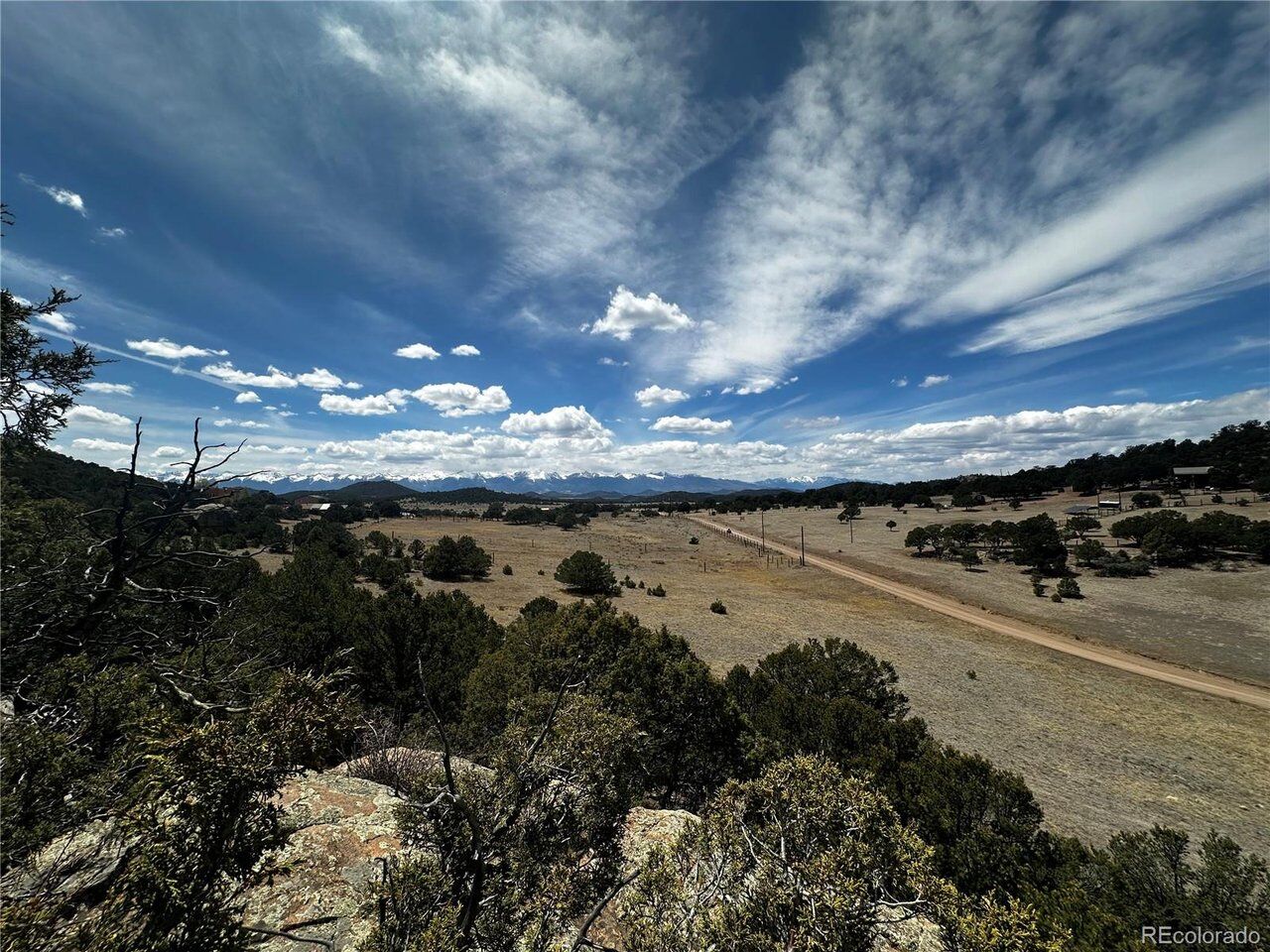 Property Photo:  938 Shoshone Dr  CO 81212 