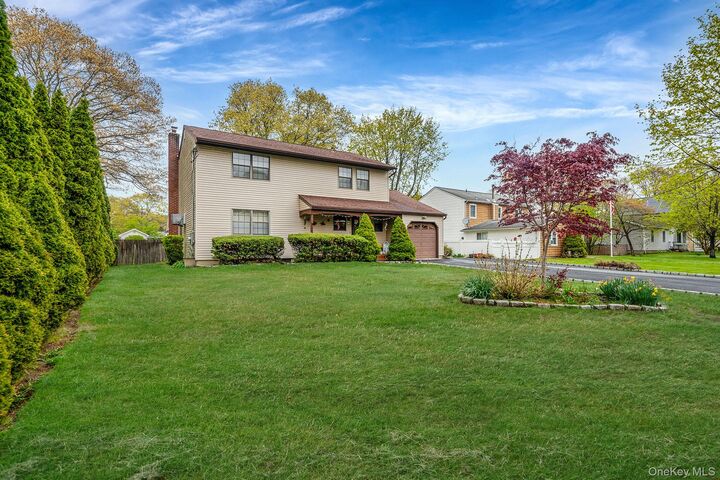 Property Photo:  15 Brandywine Drive  NY 11950 