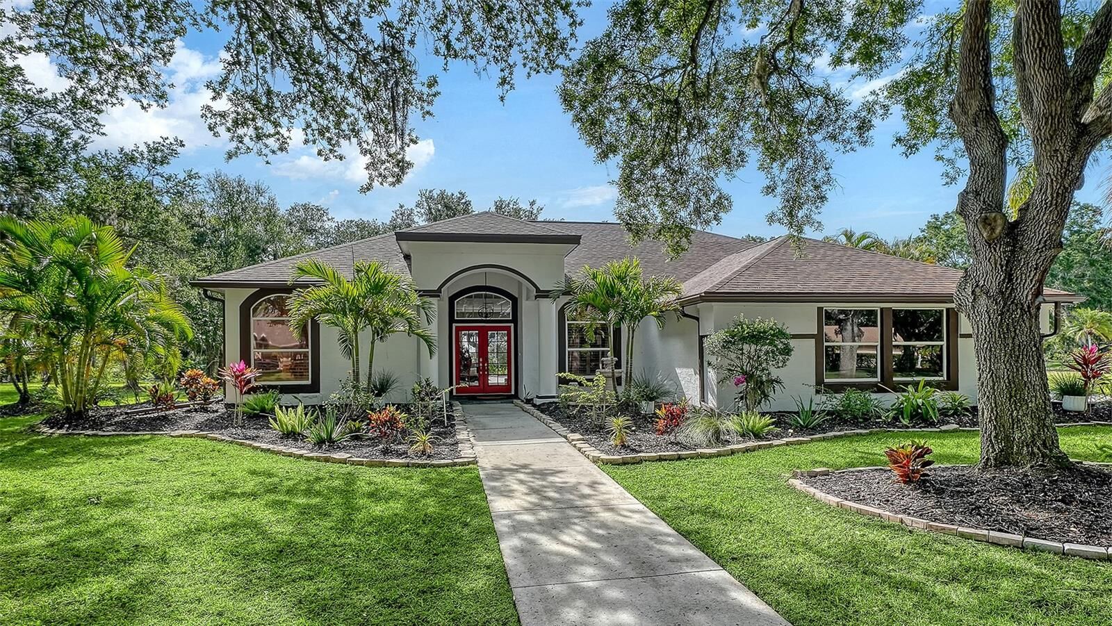 Property Photo:  6801 Erica Lane  FL 34241 