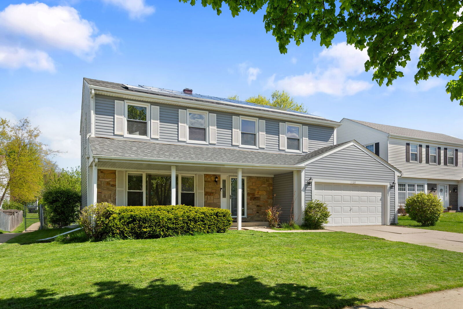 Property Photo:  