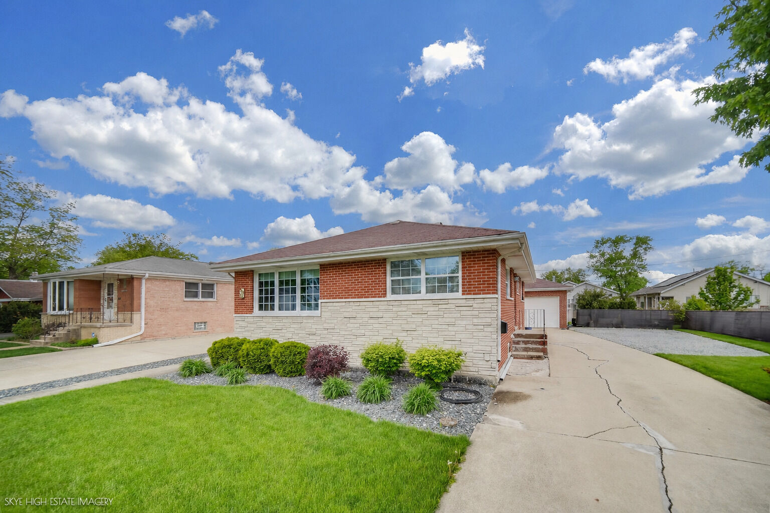 Property Photo: 29 W. 31st. Place IL 60475