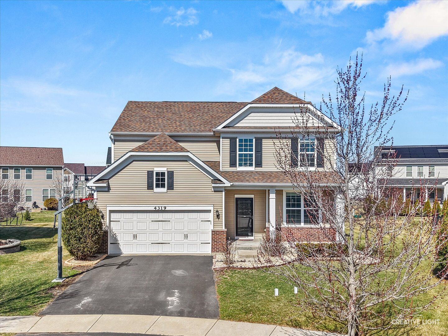 Property Photo:  