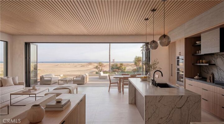 Property Photo:  306 E Oceanfront  CA 92661 