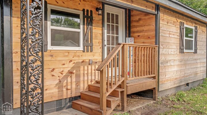 Property Photo:  206 W Pearl Street  AR 72450 