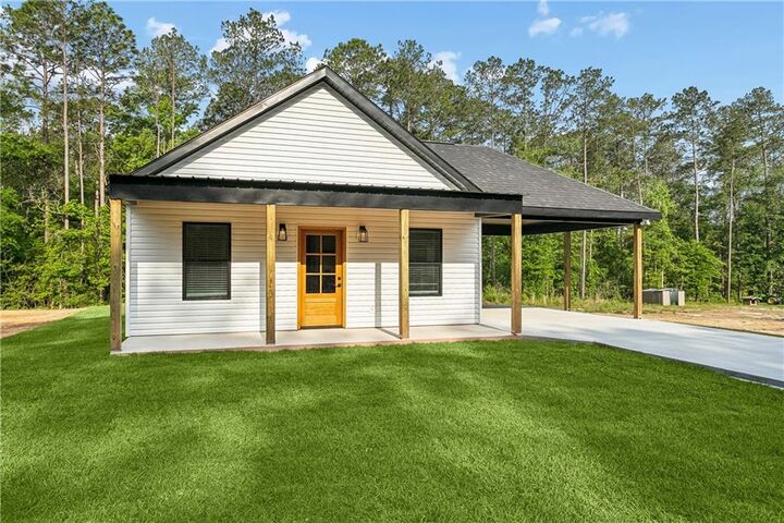 Property Photo: 57107 Oliphant Trail LA 70446