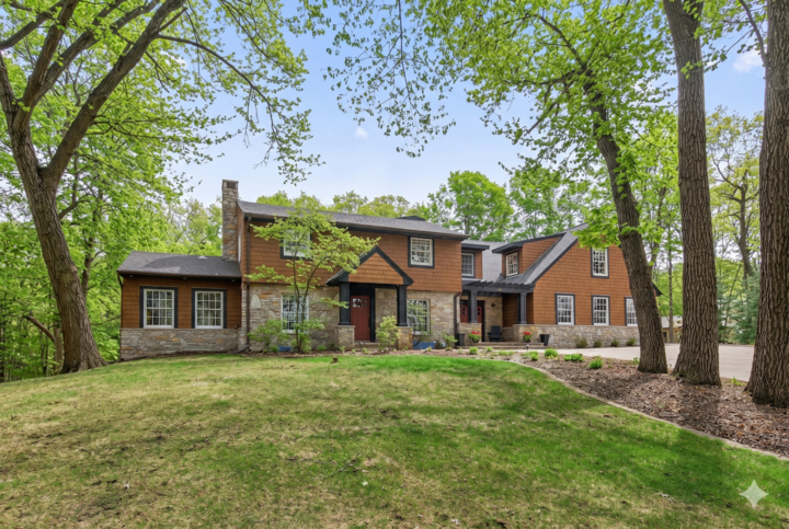 Property Photo: 19055 Ridgewood Road MN 55391