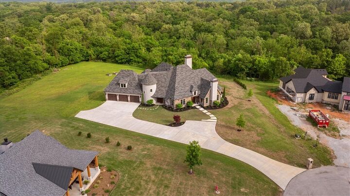 Property Photo:  101 Highgrove Cove  AR 72762 