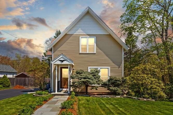 Property Photo:  56 S. Worcester St  MA 02466 