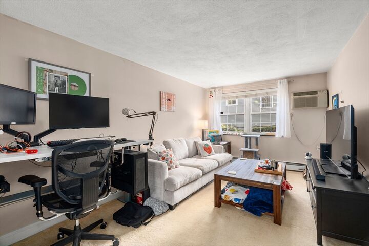 Property Photo:  99 Pleasant St A4  MA 02472 