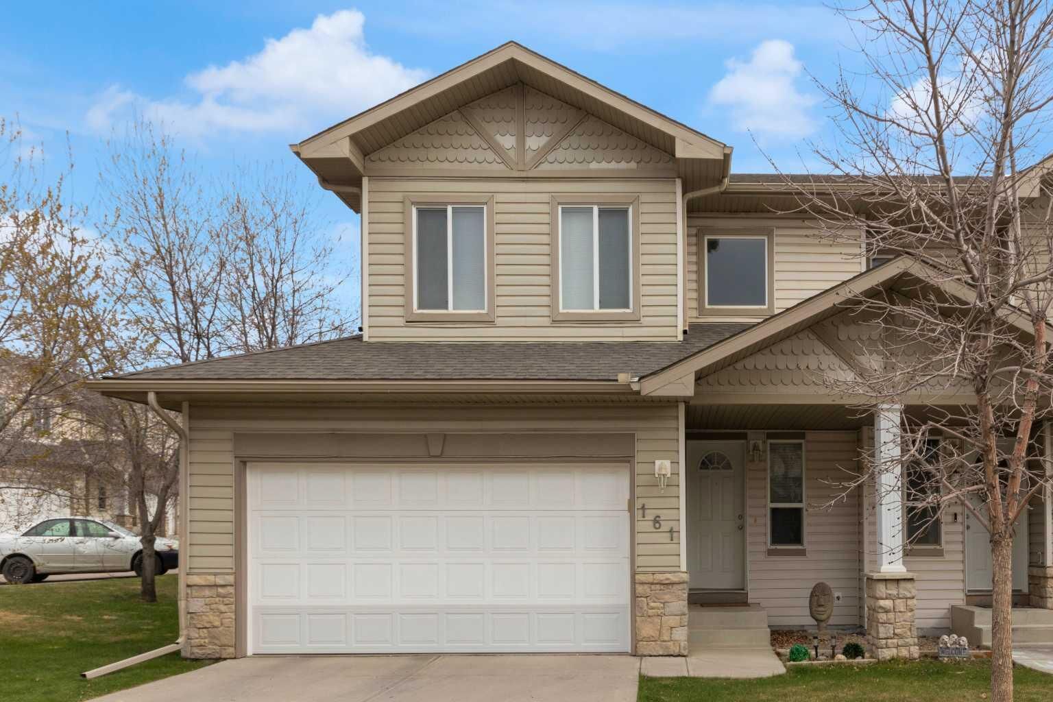 Property Photo:  161 Citadel Meadow Gardens NW  AB T3G 5N4 