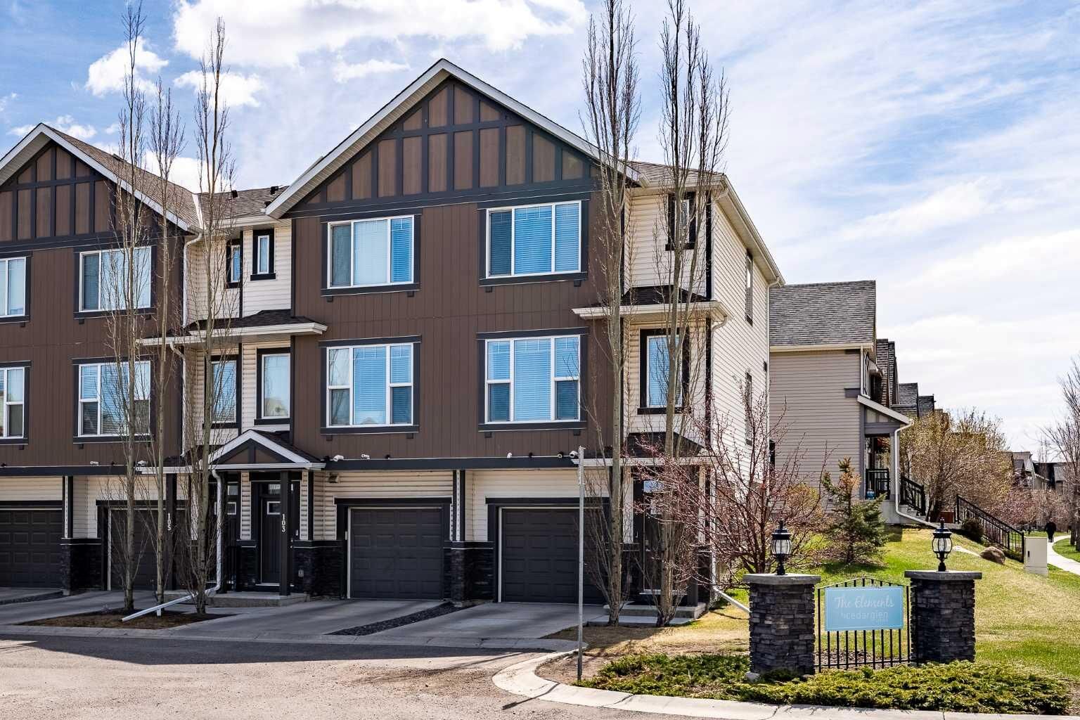 Property Photo:  101 New Brighton Walk SE  AB T2Z 5C7 