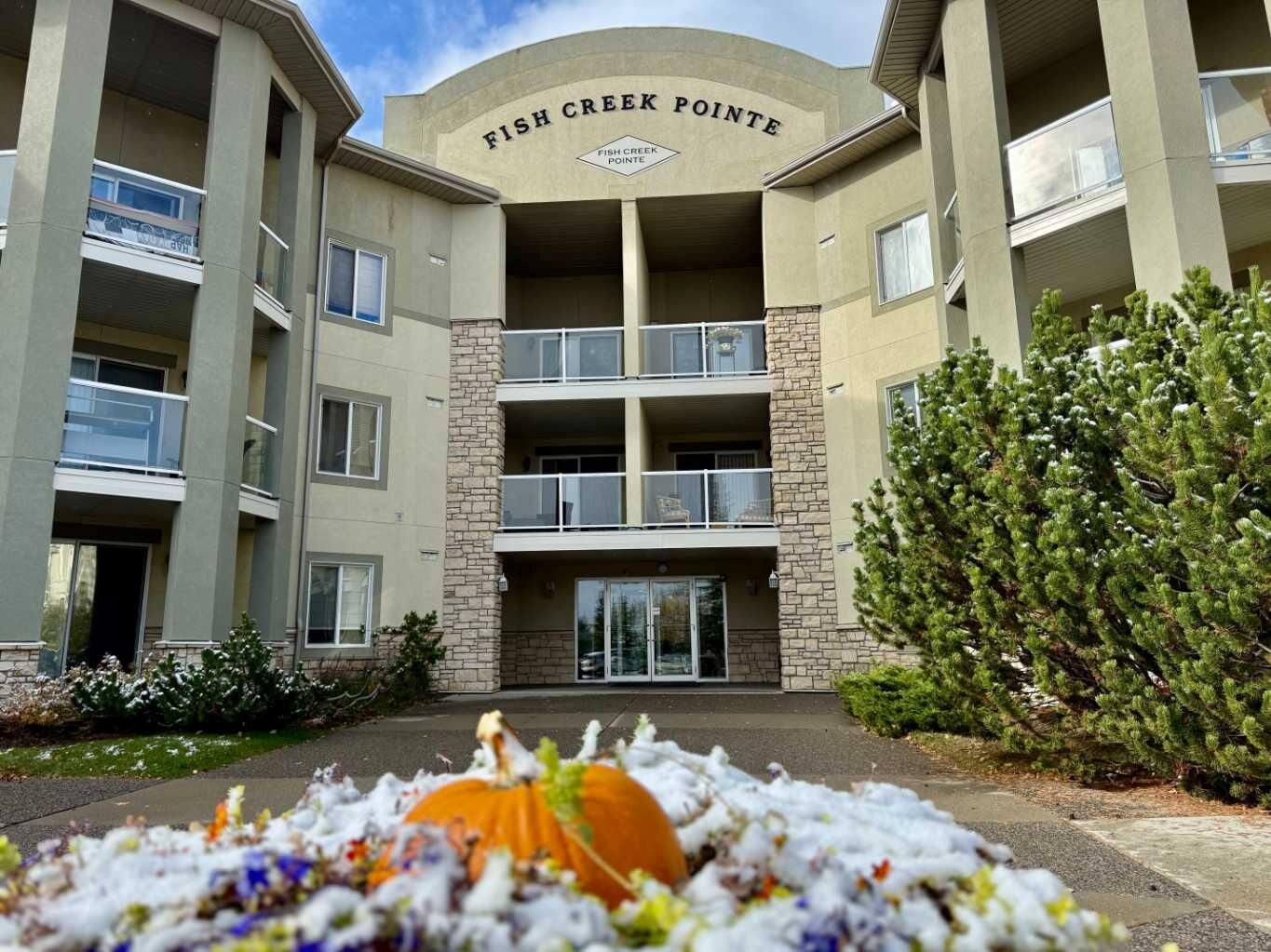 Property Photo:  2518 Fish Creek Boulevard SW 1212  AB T2Y 4T5 