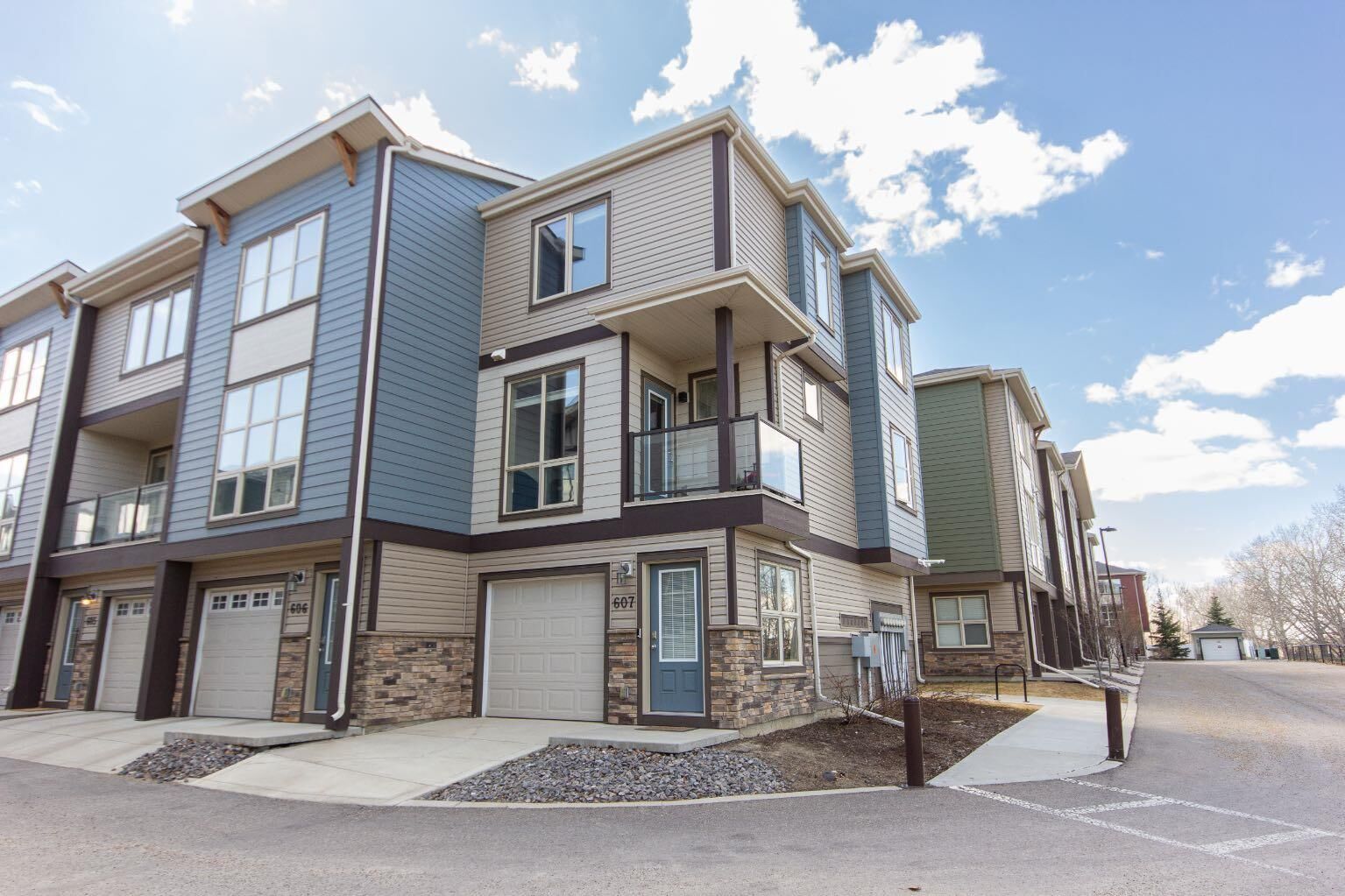 Property Photo:  125 Caribou Crescent 607  AB T4P 0V6 