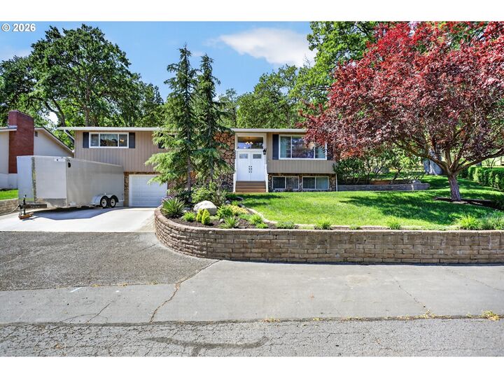 Property Photo:  3226 W 12th St  OR 97058 