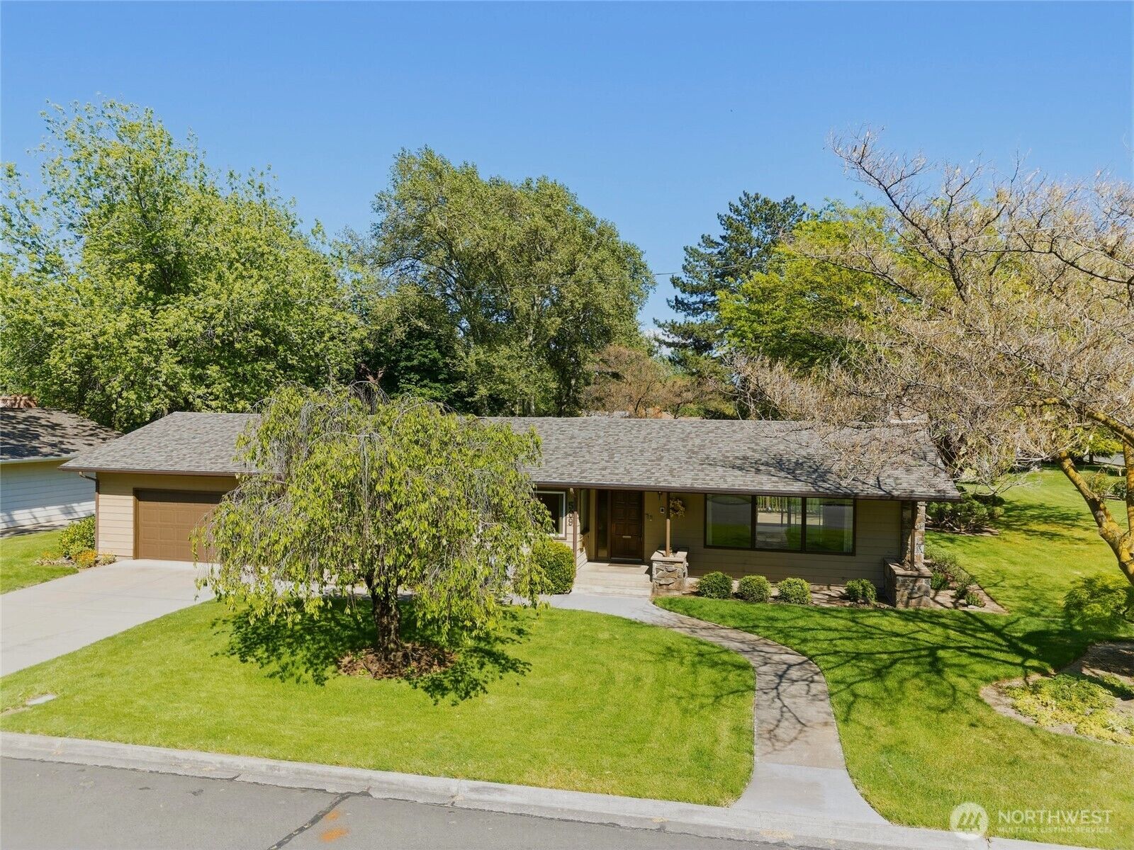Property Photo:  509  Parkview Street  OR 97862 