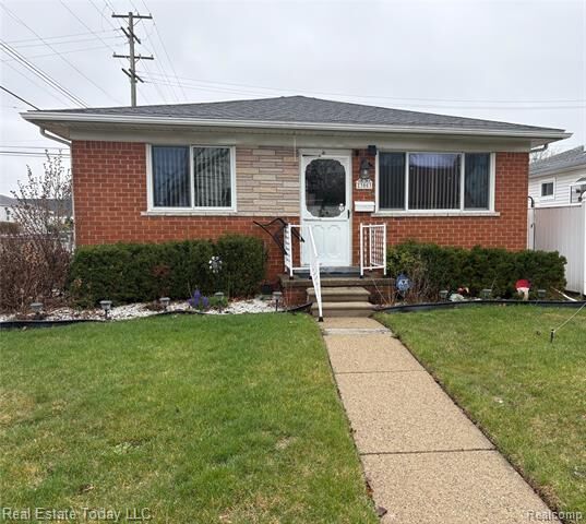 Property Photo:  23003 Tuscany Avenue  MI 48021 