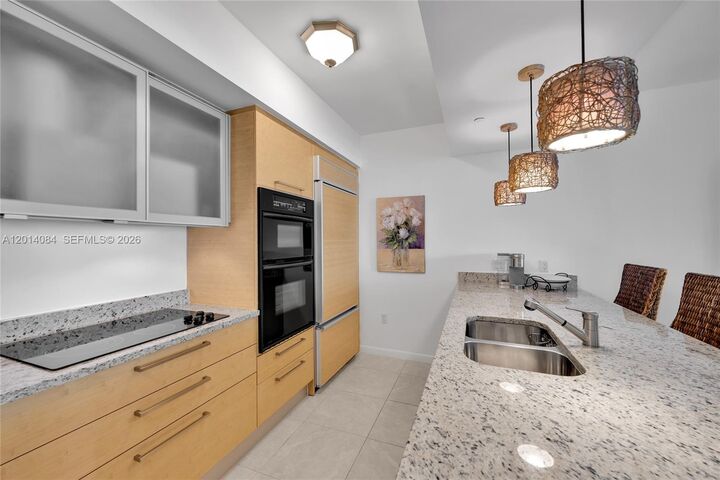 Property Photo:  1830 S Ocean Dr 1703  FL 33009 