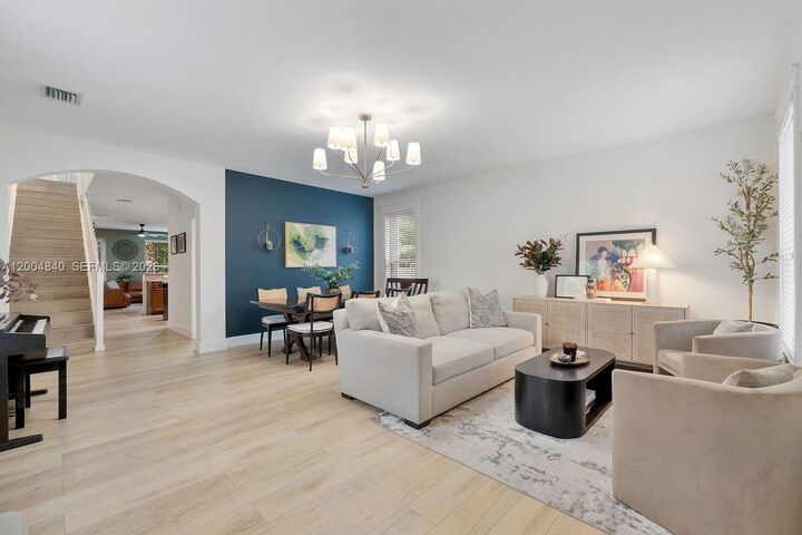 Property Photo:  17116 SW 92nd St  FL 33196 