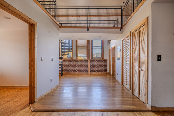 Property Photo:  325 Myrtle Avenue 1206  CT 06604 