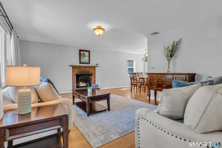 Property Photo:  44 Palmer Woods Circle  CT 06405 