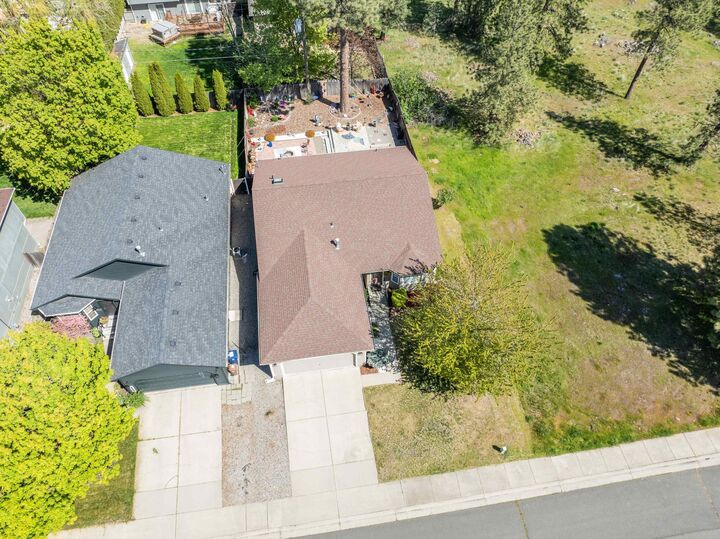 Property Photo: 4215 E 33rd Ave WA 99223