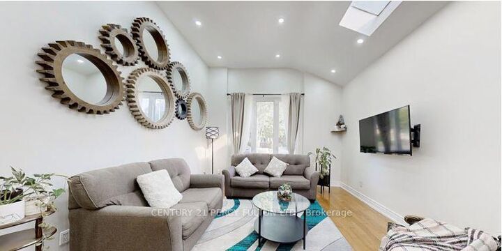 Property Photo:  140 Benleigh Drive  ON M1H 1K3 