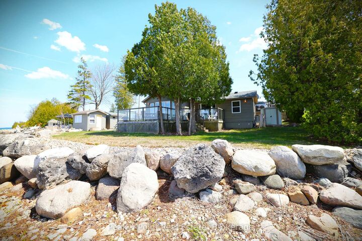Property Photo: 502233 Grey 1 Road ON N0H 2T0