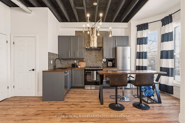 Property Photo: 158 Hunter Street E ON L8N 1M7