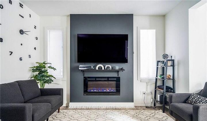 Property Photo: 231 Jackson Street ON N0G 1R0